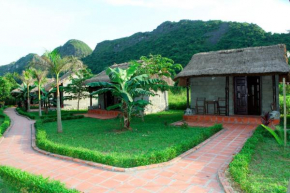 Гостиница Whisper Nature Bungalow & Resort  Trân Châu
